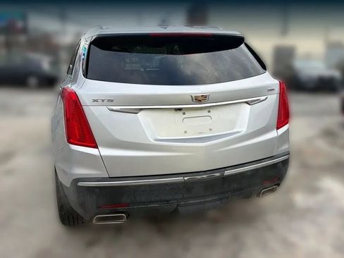 Used 2017 Cadillac XT5 Premium Luxury FWD image 9