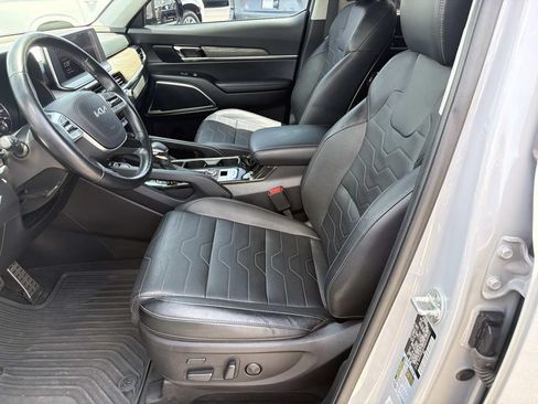 Used 2022 Kia Telluride SX w/ SX Prestige Package AWD/4WD image 20