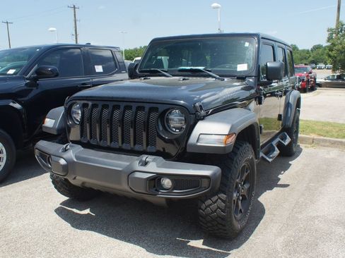 Used 2021 Jeep Wrangler Unlimited Sport AWD/4WD image 5
