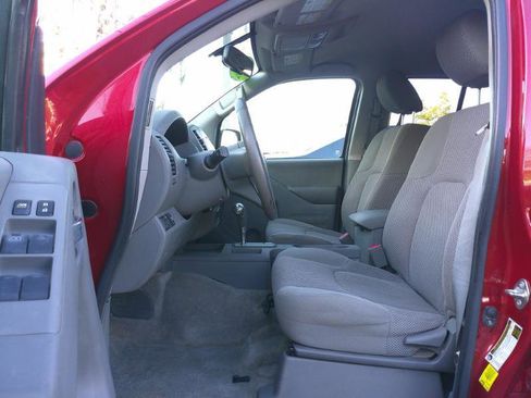 Used 2017 Nissan Frontier SV w/ SV Value Truck Package image 13