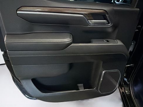 Used 2023 Chevrolet Silverado 1500 LT w/ Protection Package AWD/4WD image 25