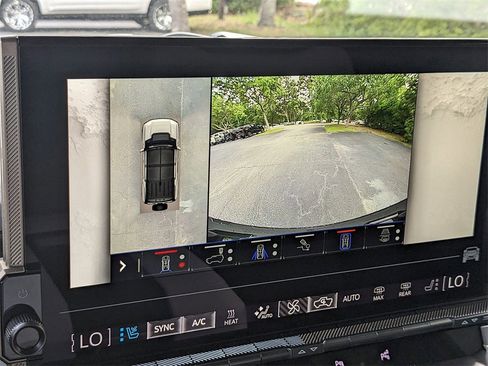 New 2025 GMC Hummer EV 2X image 22