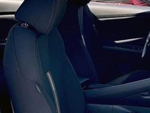 New 2025 Hyundai Elantra SEL image 18