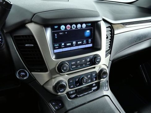 Used 2018 GMC Yukon Denali w/ Denali Ultimate Package AWD/4WD image 16