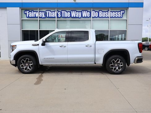 New 2026 GMC Sierra 1500 SLT w/ SLT Convenience Package AWD/4WD image 7