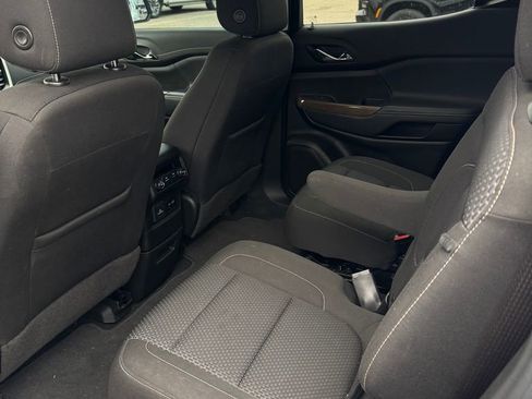 Used 2022 GMC Acadia SLE w/ Driver Convenience Package image 34