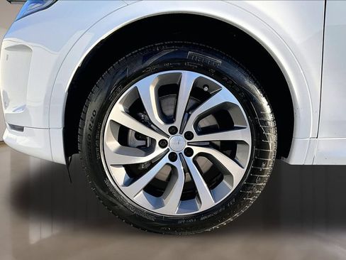 Certified 2022 Land Rover Discovery Sport SE R-Dynamic AWD/4WD image 32