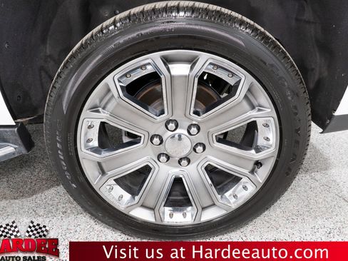 Used 2018 GMC Yukon SLT w/ Open Road Package image 10