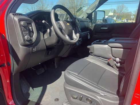 New 2026 Chevrolet Silverado 2500 Custom w/ Custom Value Package AWD/4WD image 11