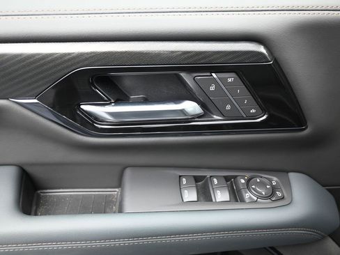 New 2026 GMC Yukon AT4 w/ AT4 Premium Plus Package image 10