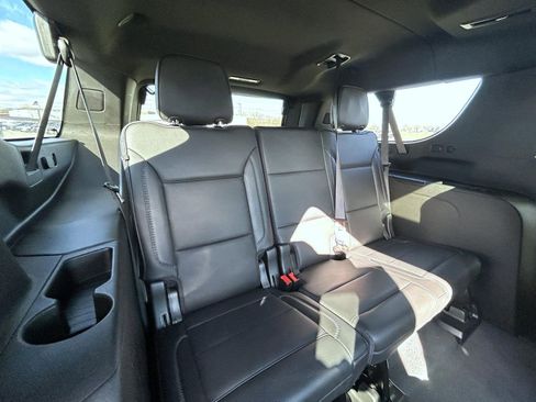 Certified 2021 GMC Yukon XL Denali w/ Denali Premium Package image 19