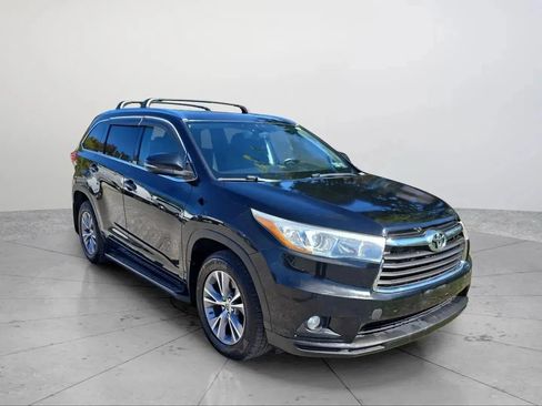 Used 2015 Toyota Highlander XLE image 7