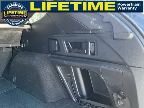 Used 2024 Subaru Outback Premium image 15