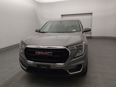 Used 2023 GMC Terrain SLE w/ LPO, Floor Liner Package FWD image 15
