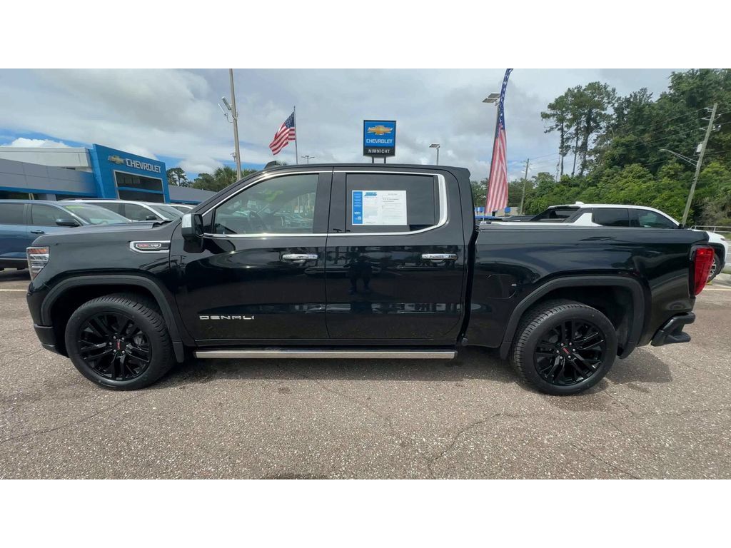 Used 2023 GMC Sierra 1500 Denali w/ Denali Reserve Package AWD/4WD image 5