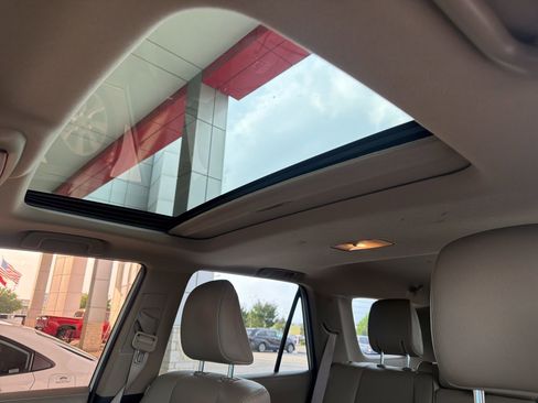 Used 2019 Toyota 4Runner Limited AWD/4WD image 11