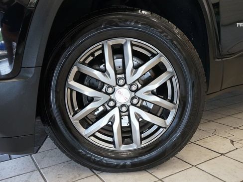 Used 2018 GMC Acadia SLT AWD/4WD image 53