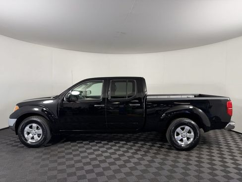 Used 2010 Nissan Frontier SE RWD image 11
