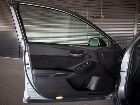 Used 2021 Toyota Avalon Touring w/ Advanced Safety Package FWD image 25