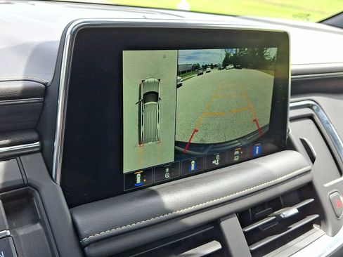Used 2022 GMC Yukon SLT w/ SLT Premium Package AWD/4WD image 15