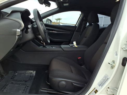 Used 2021 MAZDA MAZDA3 s image 23