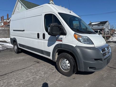 Used 2017 RAM ProMaster 2500 w/ Mopar Trailer Tow Group image 2