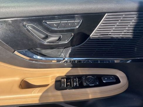 Used 2022 Lincoln Corsair Reserve w/ Equipment Group 201A AWD/4WD image 17