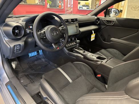 New 2026 Toyota GR86 Premium w/ ALL Weather Mat Package (TMS) image 6