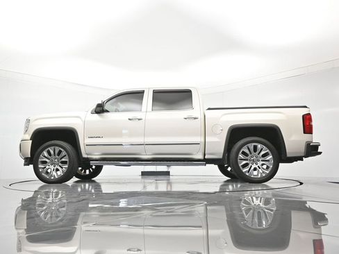 Used 2015 GMC Sierra 1500 Denali w/ Driver Alert Package AWD/4WD image 42