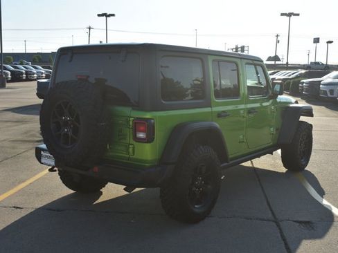 Used 2025 Jeep Wrangler Unlimited Sport AWD/4WD image 5