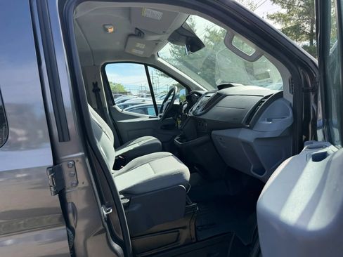 Used 2018 Ford Transit 350 XLT RWD image 12