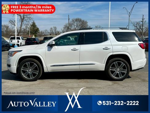 Used 2019 GMC Acadia Denali w/ Technology Package AWD/4WD image 4