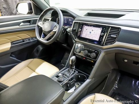 Used 2021 Volkswagen Atlas Cross Sport SEL w/ Cross Sport MDO Package image 26