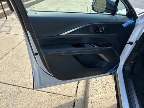 New 2025 Cadillac Lyriq Sport image 13