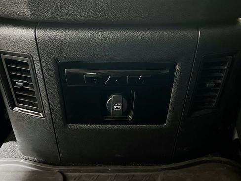 Used 2018 RAM 1500 Sport w/ Quick Order Package 26Q Night AWD/4WD image 18