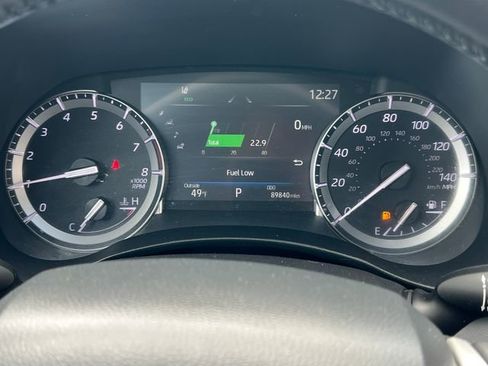 Used 2022 Toyota Highlander XLE AWD/4WD image 22