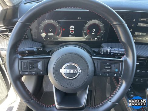 Certified 2025 Nissan Kicks SR image 24