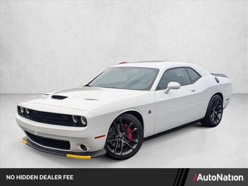 Used 2021 Dodge Challenger R/T Scat Pack RWD image 1