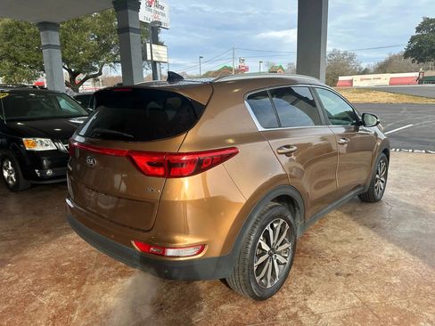 Used 2017 Kia Sportage EX w/ EX Technology Package image 6