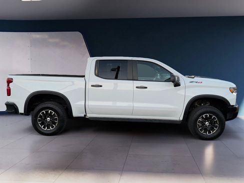 Used 2024 Chevrolet Silverado 1500 ZR2 w/ Technology Package AWD/4WD image 6