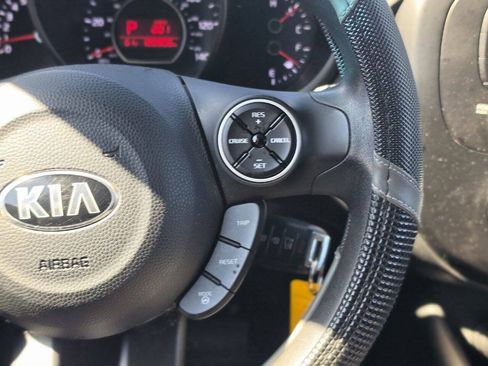 Used 2016 Kia Soul w/ Option Group 020 FWD image 28