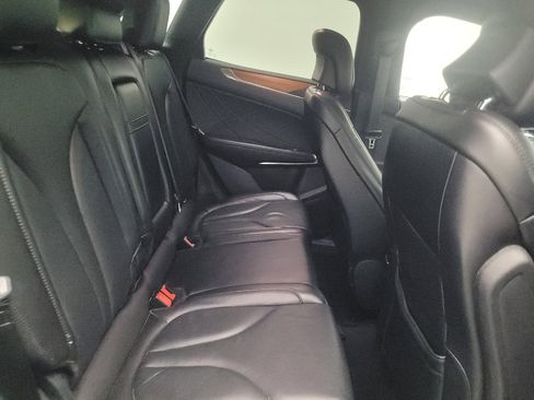 Used 2017 Lincoln MKC Reserve FWD image 19
