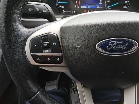 Used 2021 Ford Explorer XLT w/ Equipment Group 202A image 24