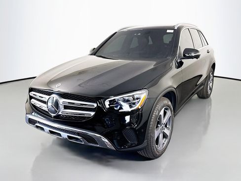 Used 2022 Mercedes-Benz GLC 300 image 4
