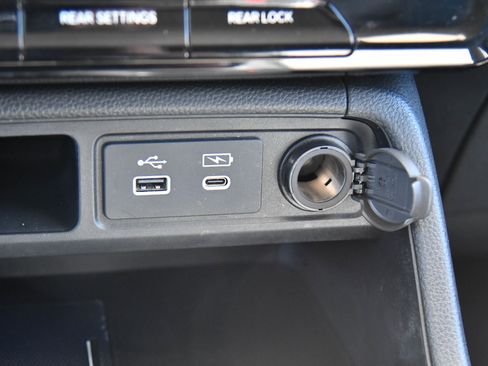 Used 2024 Honda Pilot EX-L image 27