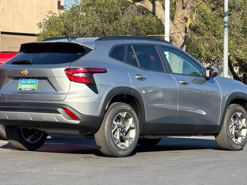 New 2026 Chevrolet Trax LT w/ Driver Confidence Package image 3