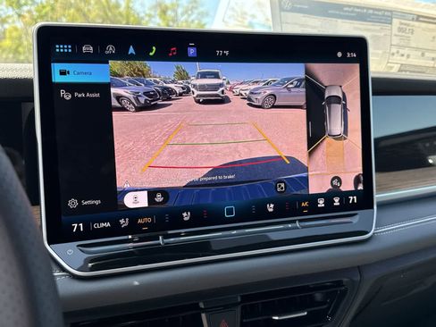 New 2026 Volkswagen Tiguan SEL R-Line AWD/4WD image 27