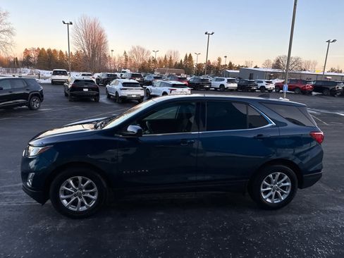 Used 2020 Chevrolet Equinox LT w/ Driver Convenience Package image 10