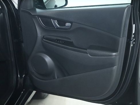 Used 2022 Hyundai Kona SEL image 32