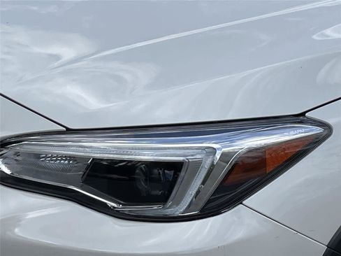 Used 2022 Subaru Crosstrek 2.5i Limited w/ Moonroof Package 2 AWD/4WD image 9